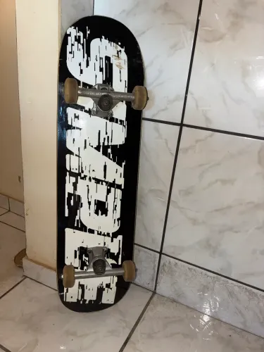 skate 1 mes de uso