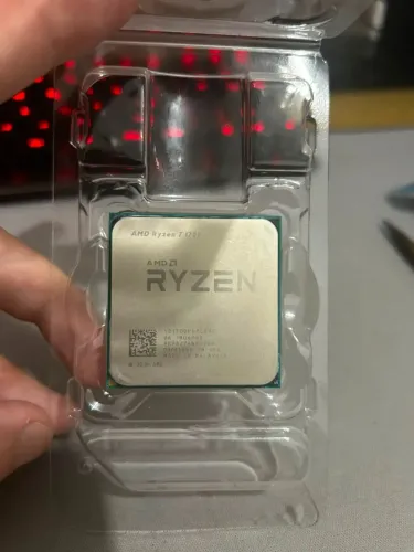 Ryzen 7 1700 - Sem coolerbox