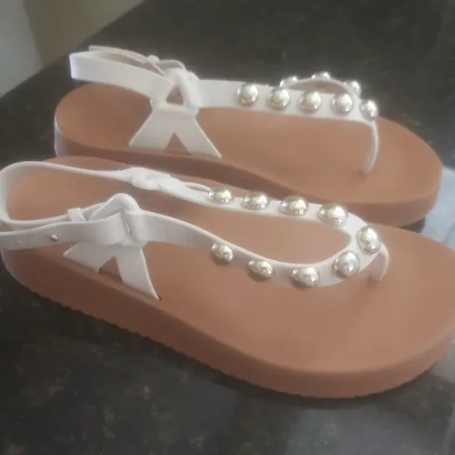 Rasteira Petite Jolie 37