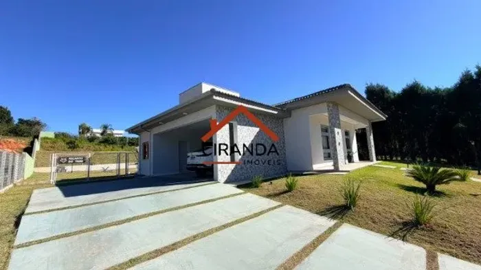 CASA NA CITY CASTELO SÃO 3 SUÍTES COMPLETA E 02 VAGAS COBERTAS E 4 DESCOBERTAS