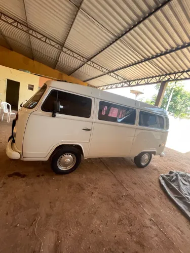 Volkswagen Kombi Standard 1.4 MI Total Flex 8V 2009