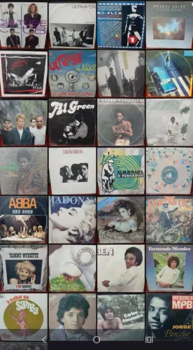 lote com mais de 100 discos de vinil