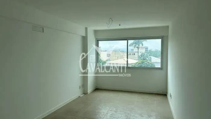 Sala Comercial no Centro - Itaboraí - RJ
