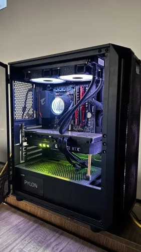 PC GAMER TOP