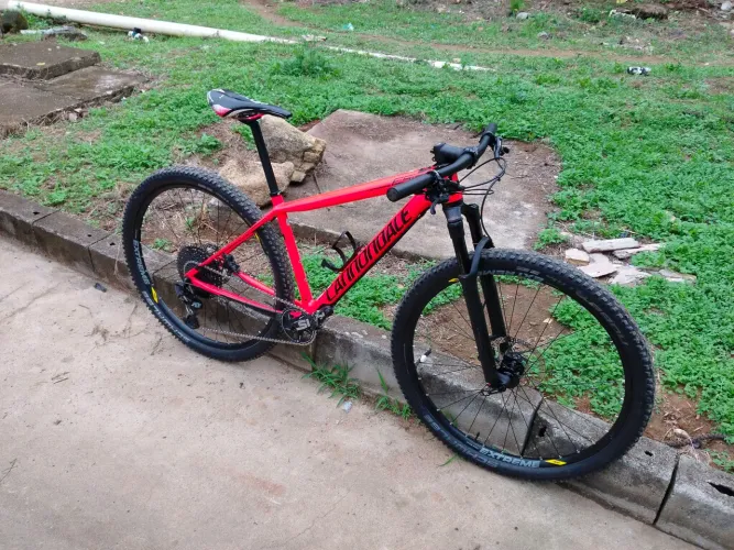 Bicicleta cannondale fsi carbono tamanho 17