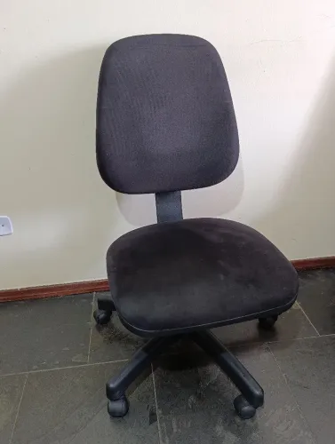 Vendo cadeira de escritório