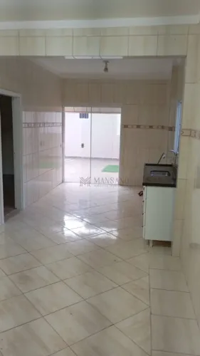 Casa com 180 m² e 3 quartos em Jardim Santa Angelina, Agudos - SP