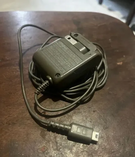 Carregador de Nintendo ds lite (Original )