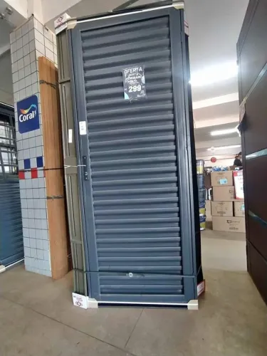 Porta veneziana reforçada apenas 299,90 completa