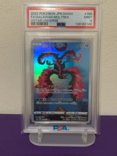 Moltres de Galar JP 190/172 PSA9
