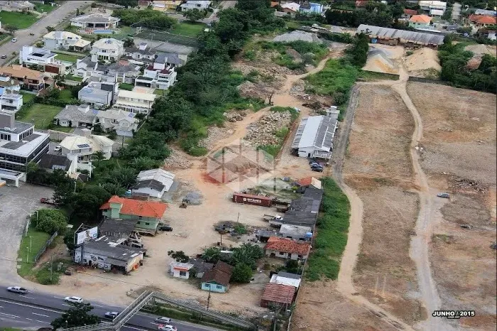 Excelente terreno na SC- 401 com 22 mil metros quadrados