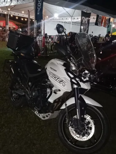Moto Tiger bem conservada revisão feita no ponto de viajar.