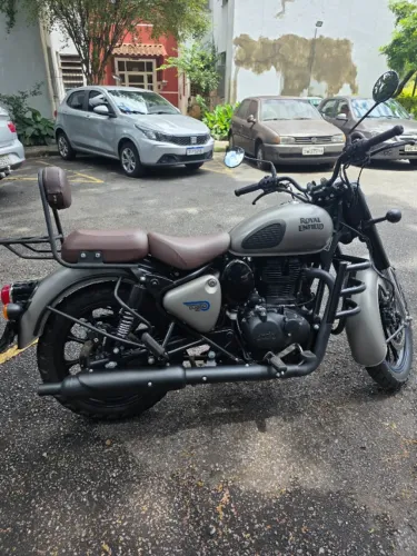 Royal Enfield Classic 350 23/23 (em excelente estado)