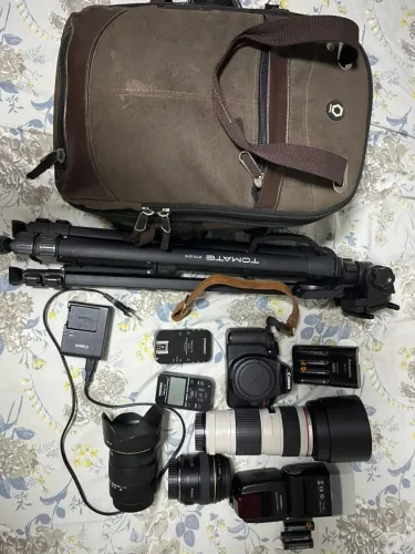KIT FOTOGRÁFICO PROFISSIONAL COMPLETO! Canon T6+Lentes (Sigma/Canon)+Flash e Acessorios