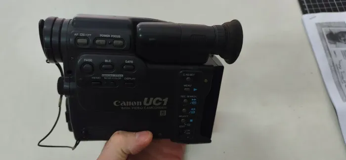 Filmadora Canon UC1 8mm no estado