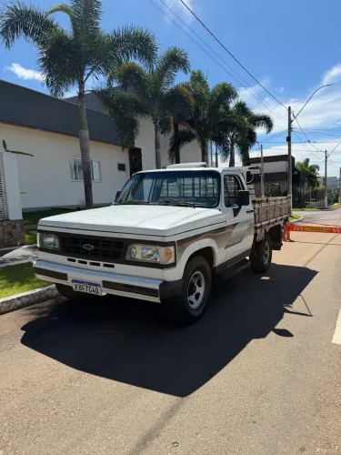 Chevrolet D-20 S / Luxe 3.9/4.0 Diesel 1992
