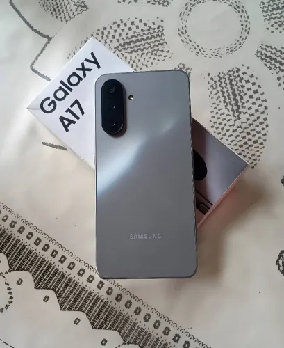 Celular Samsung A17 