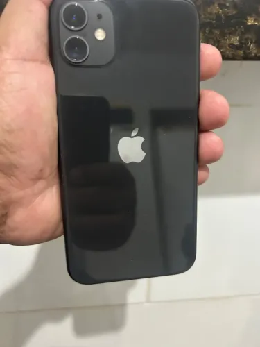 iPhone 11 64g Preto