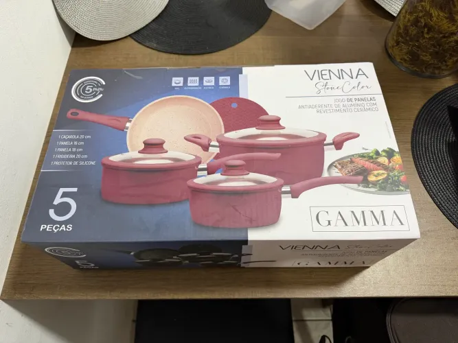 KIT DE PANELAS COMPLETO BEGE COM BRANCO NOVA NA CAIXA