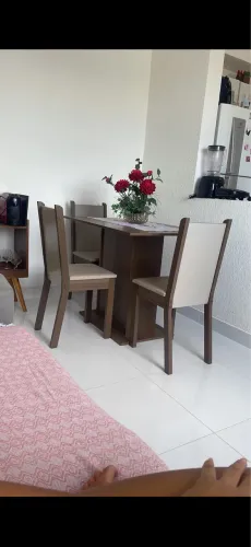 Mesa 4 cadeiras