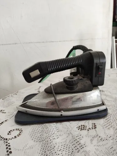 Ferro de passar industrial 