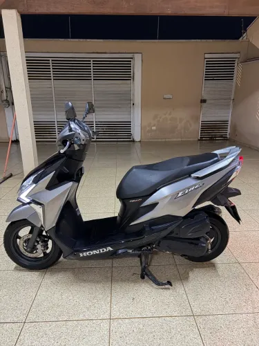 Honda Elite 125 apenas 18200 km impecável!