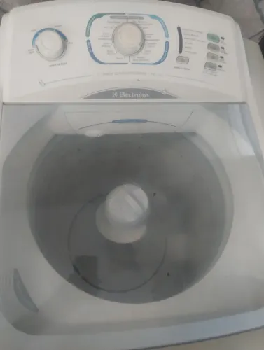 Máquina de lavar roupa Eletrolux 12 kgs