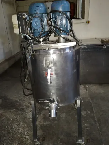 Máquina bater açaí