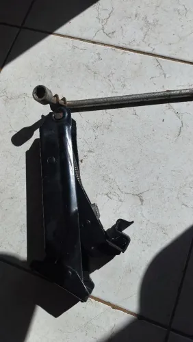Macaco hidráulico Bosal para carro Fox