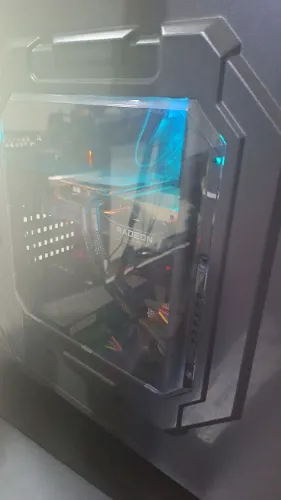 Leia o Anuncio: Vendo - PC Gamer Ryzen 5 3600 + RX 6600 8GB + 32 GB + 2 SSD