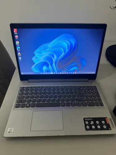 Notebook Lenovo i5 10* 8 gigas SSD nvme 256gb.
