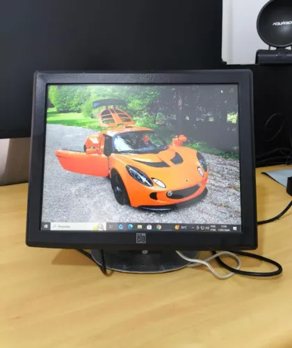 Monitor Elo ET1515L touch 15 polegadas