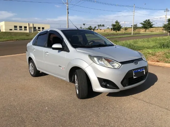 Ford Fiesta Sed. 1.6 8V Flex 4P 2011