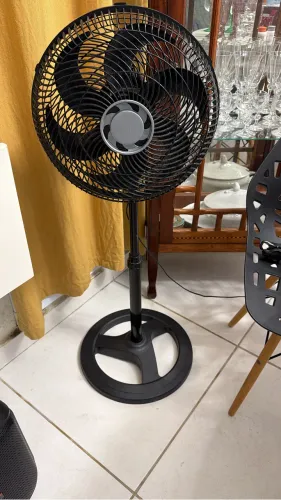 Ventilador de pé 