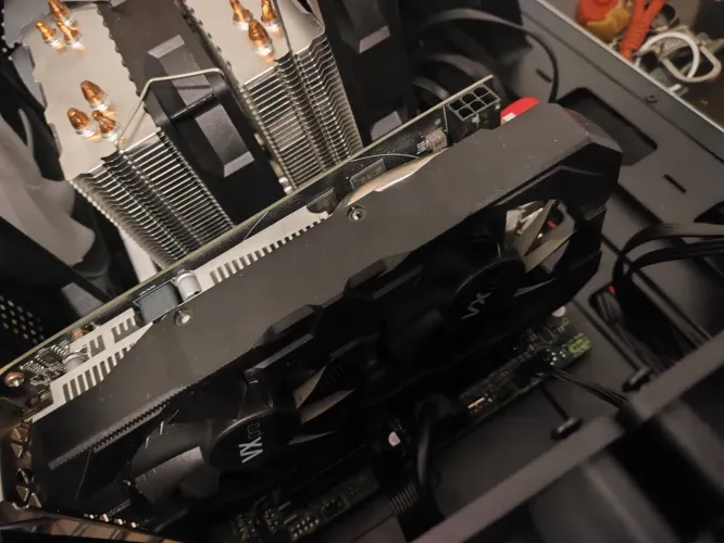 RX 580 2048sp leia