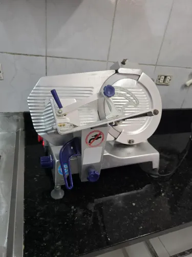 Cortador de frios
