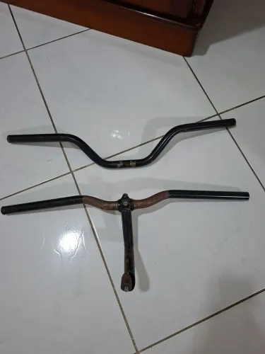 Vendo 2 guidão de bicicleta