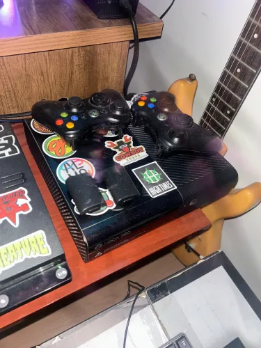 Xbox 360 super slim