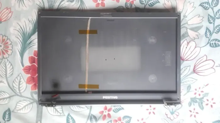 Carcaça da tampa do notebook Positivo master n1240 e compaq presario 427-420 serve pra os