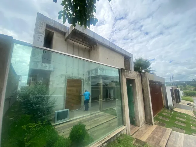 Casa com 4 quartos à venda em Sete Lagoas
