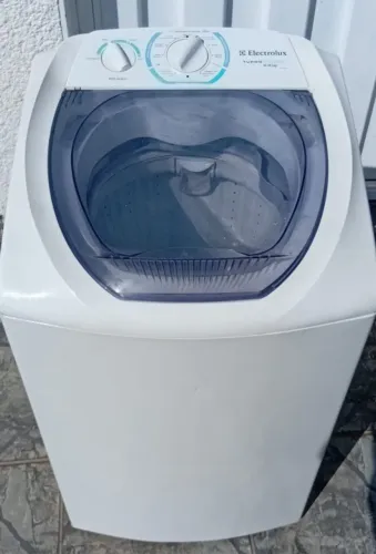 Máquina de lavar Electrolux 06 kg