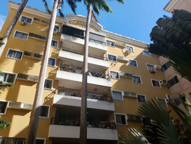 Apartamento com 3 qts, Morada Recife Antigo, Cordeiro, Recife/ Pé.