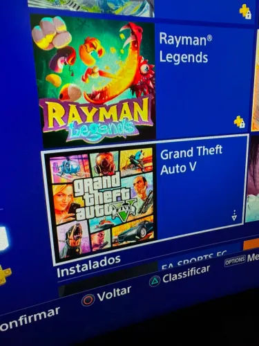 Ps4 1TB + jogos + controle