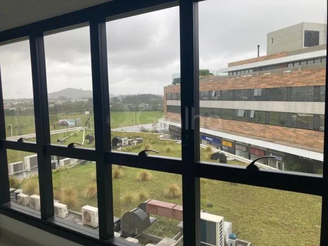 Sala Comercial para Venda em Florianópolis, Campeche, 1 banheiro, 1 vaga