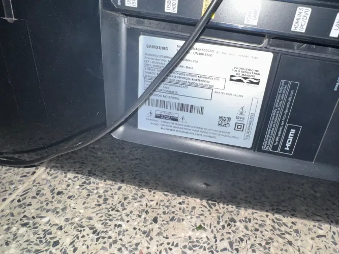 Televisão tela curva Samsung 40 polegadas para arrumar ou retirada de peças 
