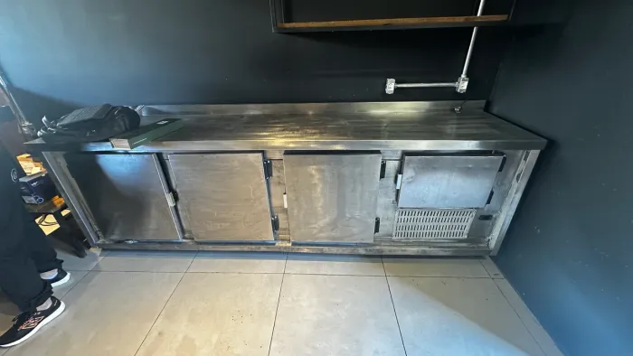 Balcão Refrigerado 4 Portas 220V Semi-Novo