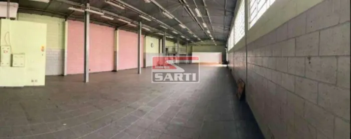 GALPAO SANTANA METRAGEM DE 670 M2 UTIL E 400 M2 APROXIMADAMENTE 5.900.000,00