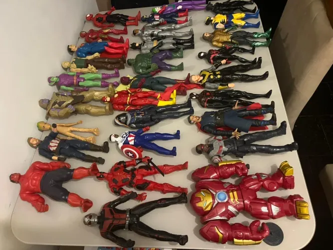 bonecos originais de 30cm seminovos
