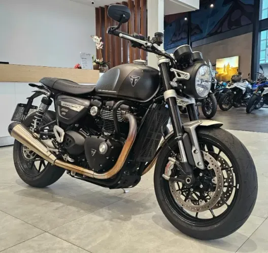 TRIUMPH SPEED TWIN 1200 2024, 6MIL KM. IMPECAVEL