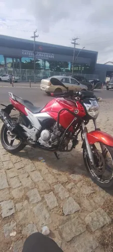 Fazer 250